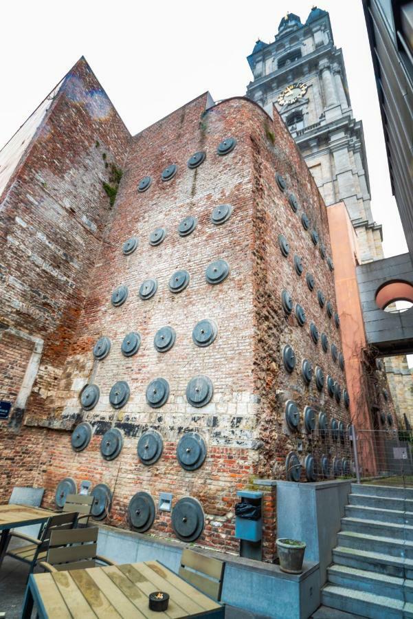 Auberge De Jeunesse De มงส์ ภายนอก รูปภาพ