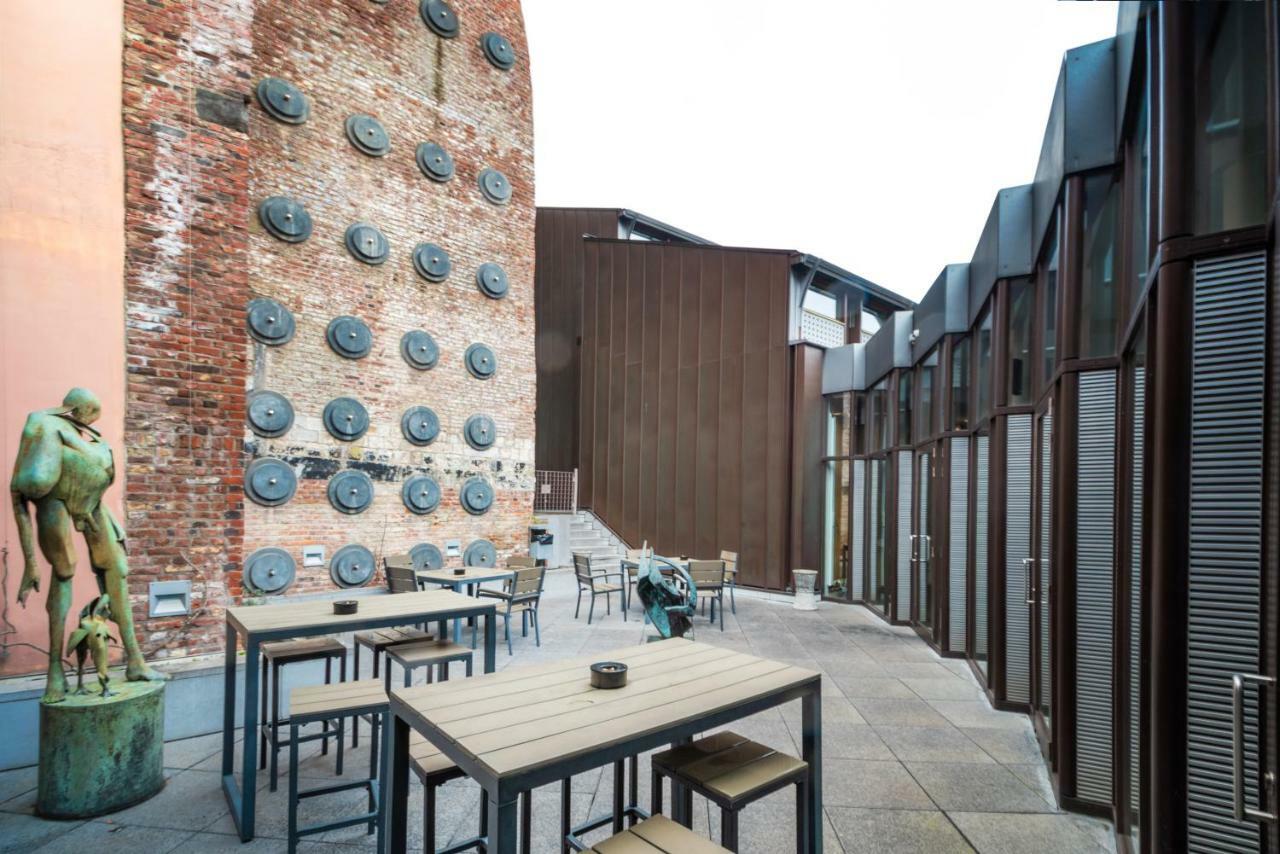 Auberge De Jeunesse De มงส์ ภายนอก รูปภาพ